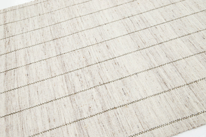 Modern Westport Collection Wool Rug 5 X 8