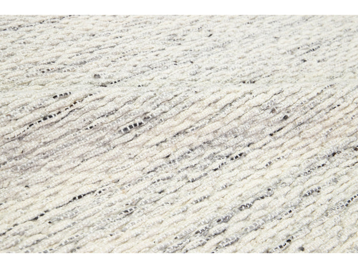 Modern Westport Collection Wool Rug 5 X 8