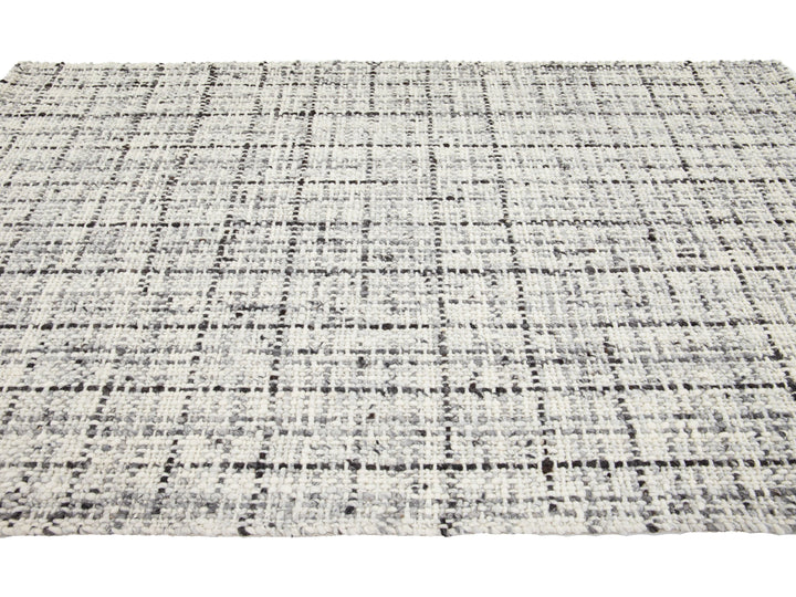 Modern Westport Collection Wool Rug 5 X 8