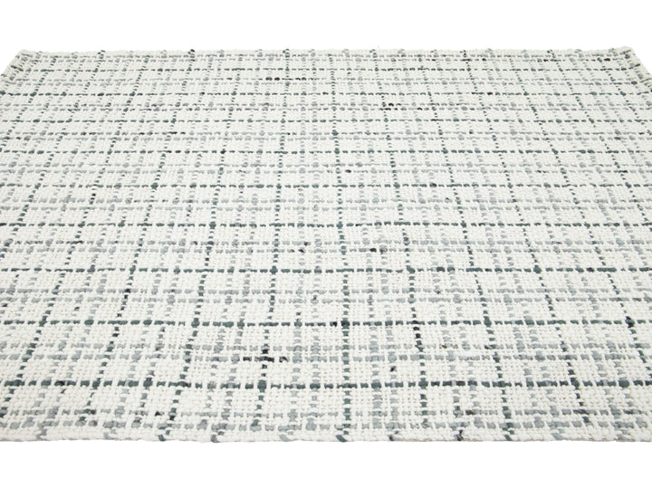 Modern Westport Collection Wool Rug 5 X 8
