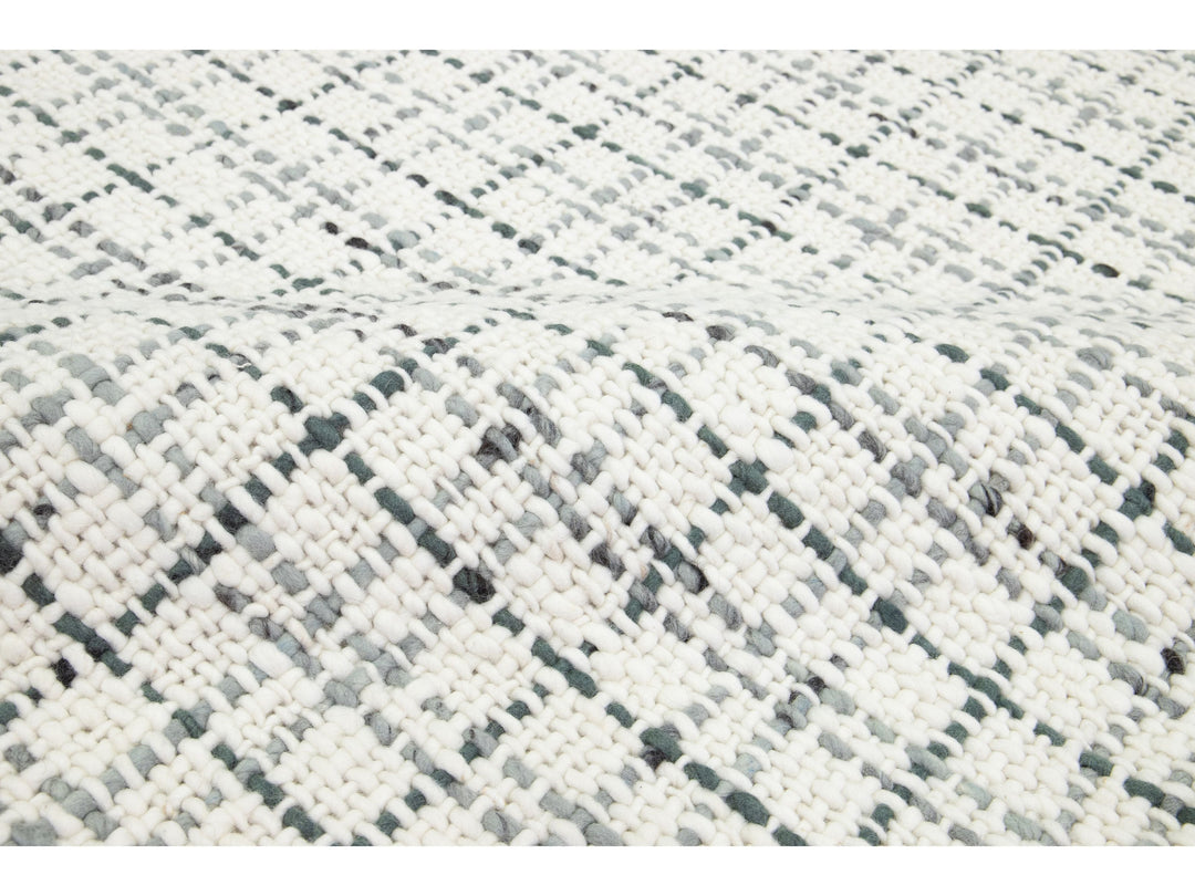 Modern Westport Collection Wool Rug 5 X 8