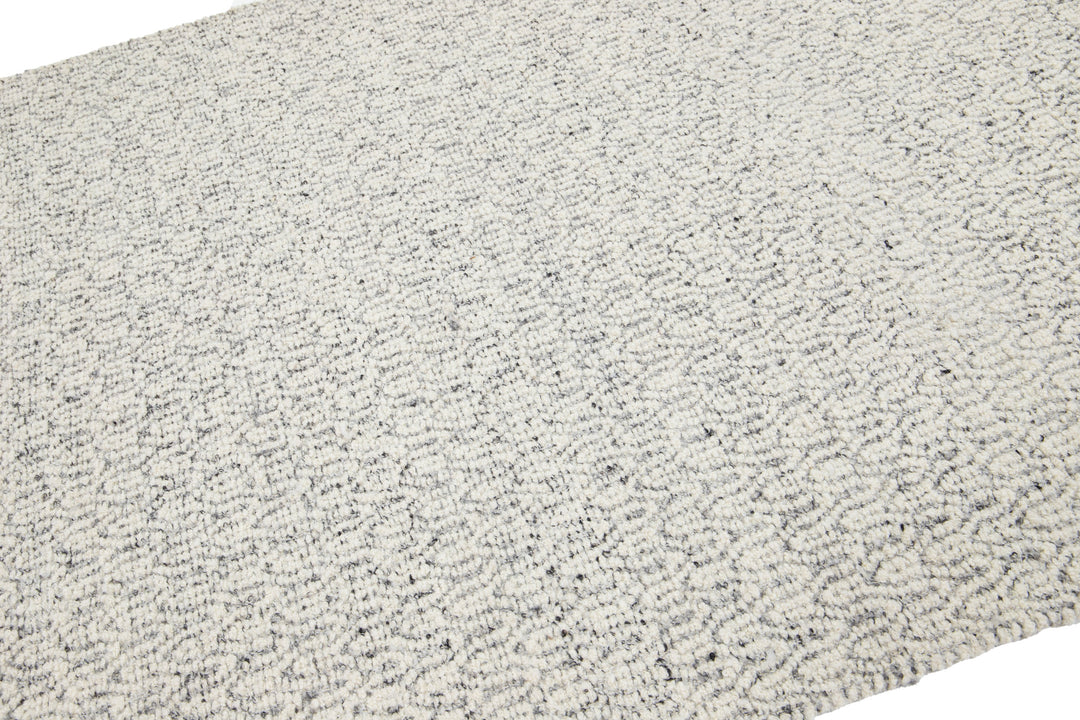 Modern Sasco Collection Wool Rug 5 X 8