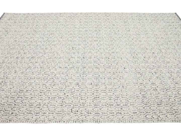 Modern Textured Wool Rug 5 X 8