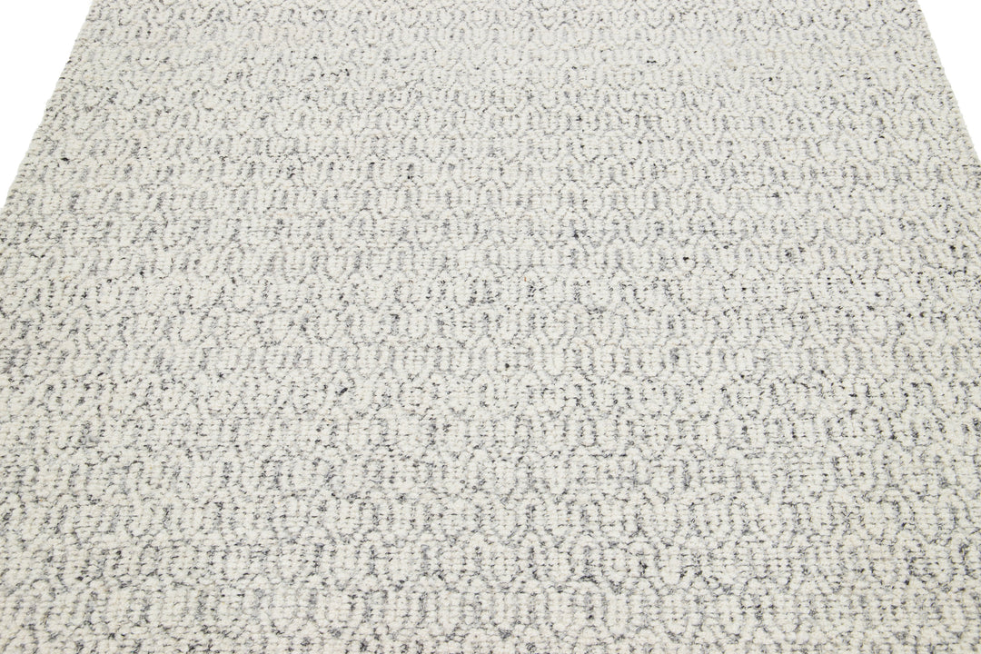 Modern Sasco Collection Wool Rug 5 X 8