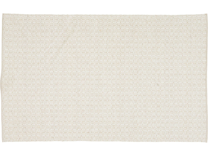 Modern Textured Wool Rug 5 X 8