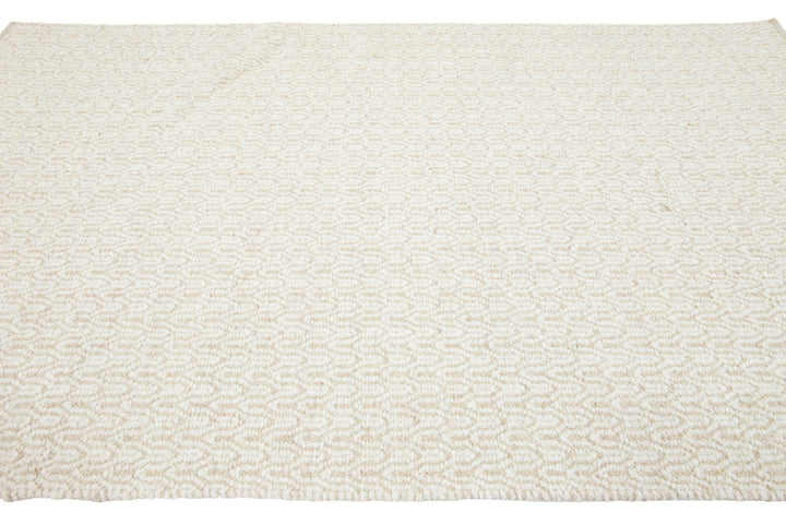 Modern Sasco Collection Wool Rug 5 X 8