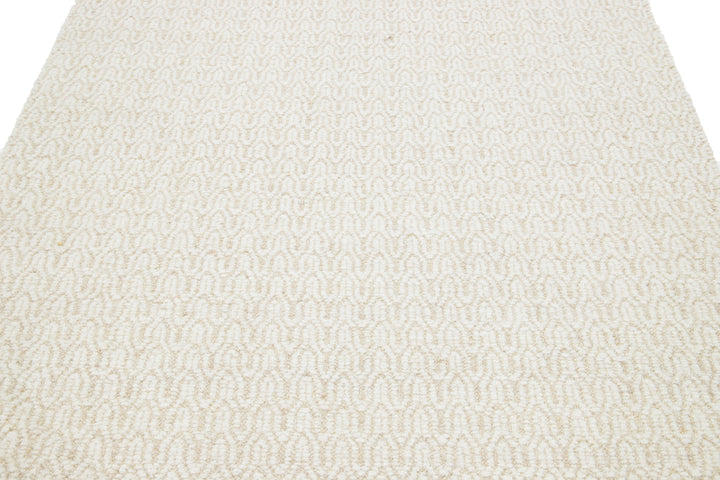 Modern Sasco Collection Wool Rug 5 X 8