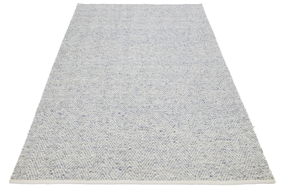 Modern Sasco Collection Wool Rug 5 X 8