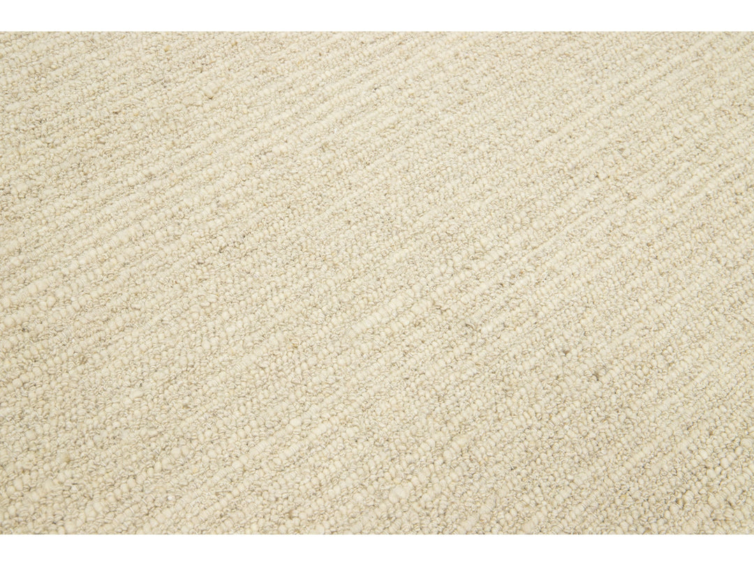 Modern Westport Collection Wool Rug 5 X 8