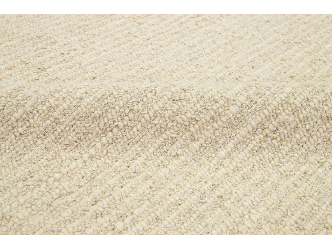 Modern Westport Collection Wool Rug 5 X 8