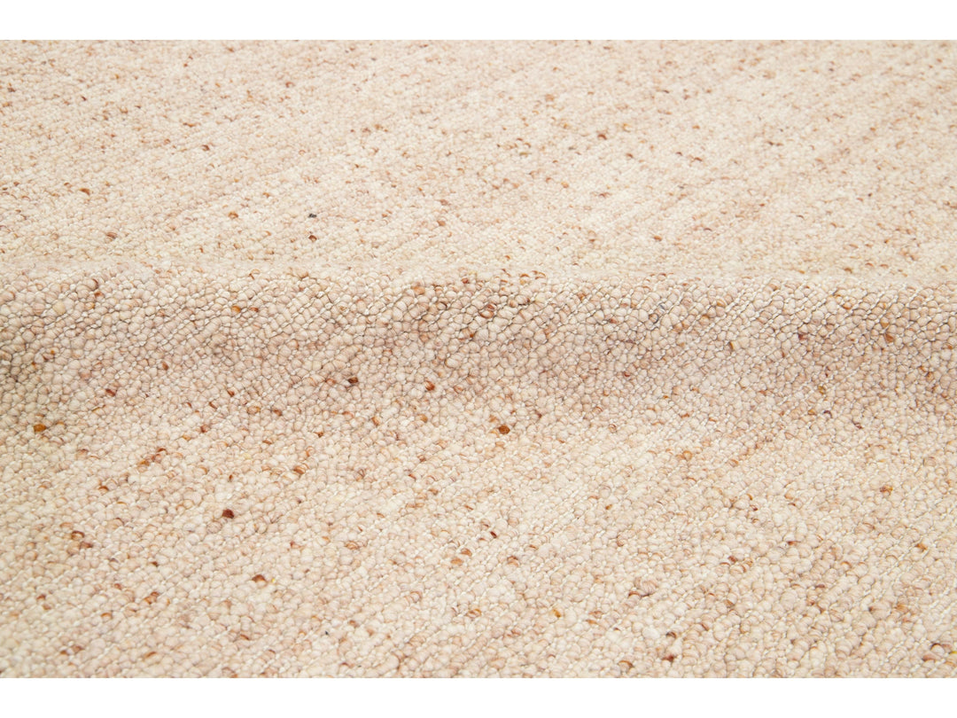 Modern Sasco Collection Wool Rug 5 X 8