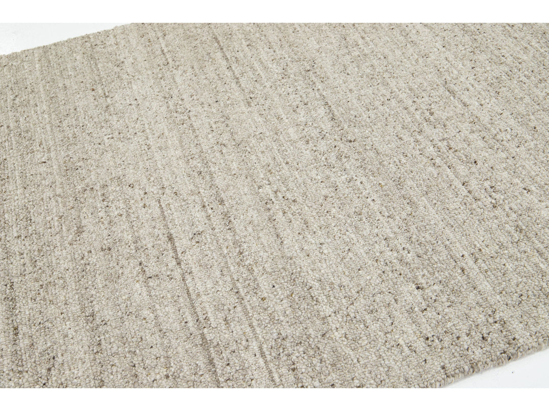 Modern Textured Wool Rug 5 X 8