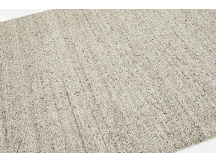 Modern Textured Wool Rug 5 X 8