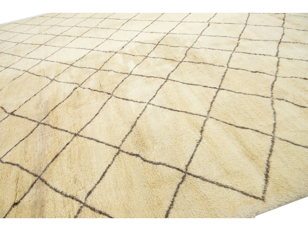 Modern Moroccan Wool Rug 14 X 21