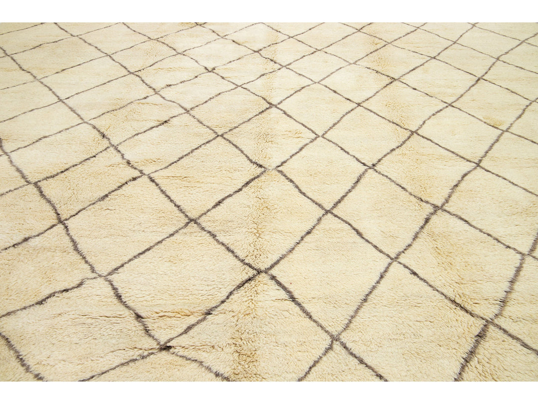 Modern Moroccan Wool Rug 14 X 21