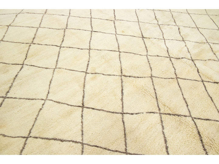 Modern Moroccan Wool Rug 14 X 21