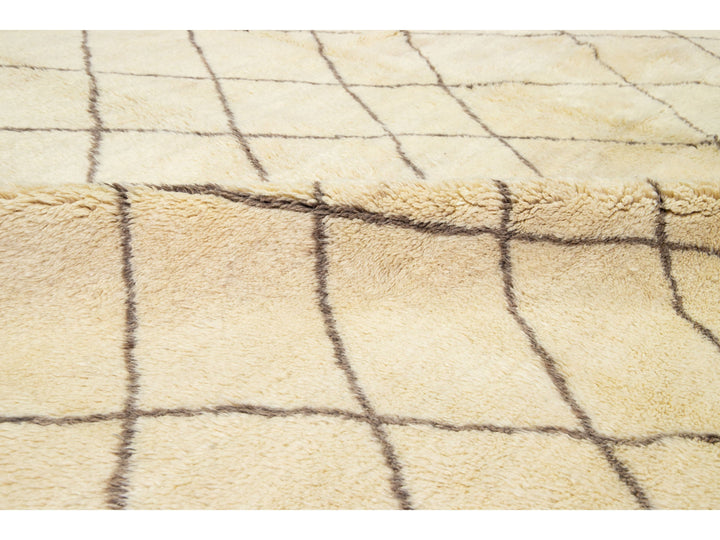 Modern Moroccan Wool Rug 14 X 21