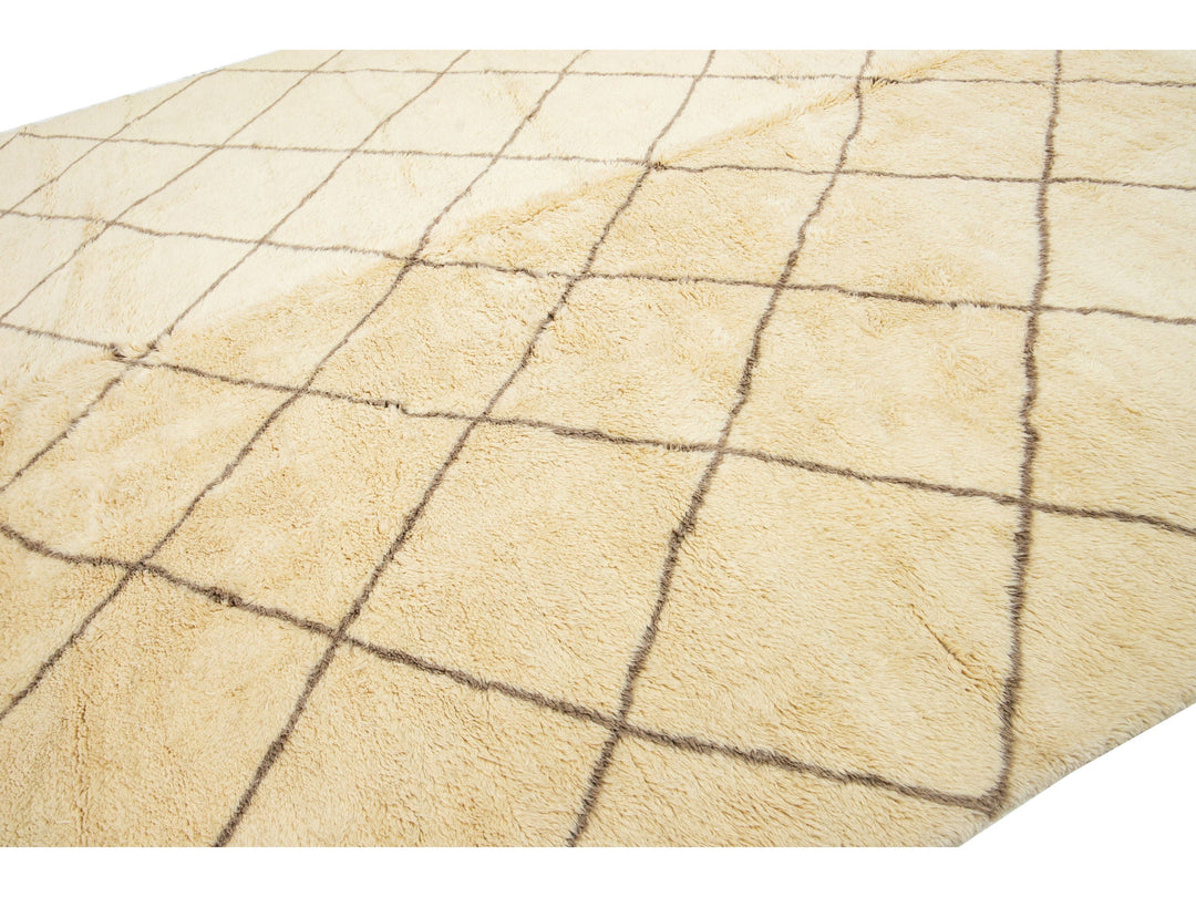 Modern Moroccan Wool Rug 11 X 17