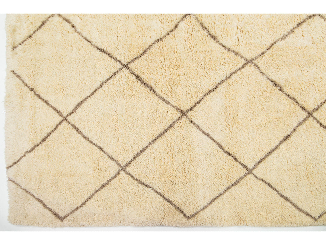 Modern Moroccan Wool Rug 11 X 17