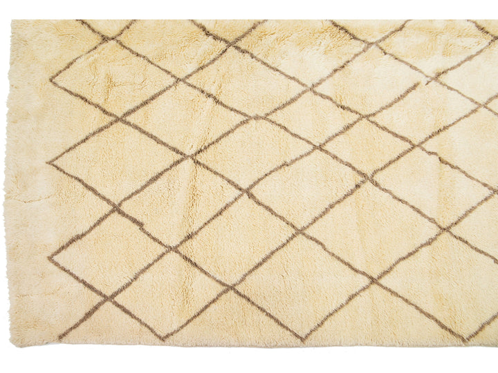 Modern Moroccan Wool Rug 10 X 17