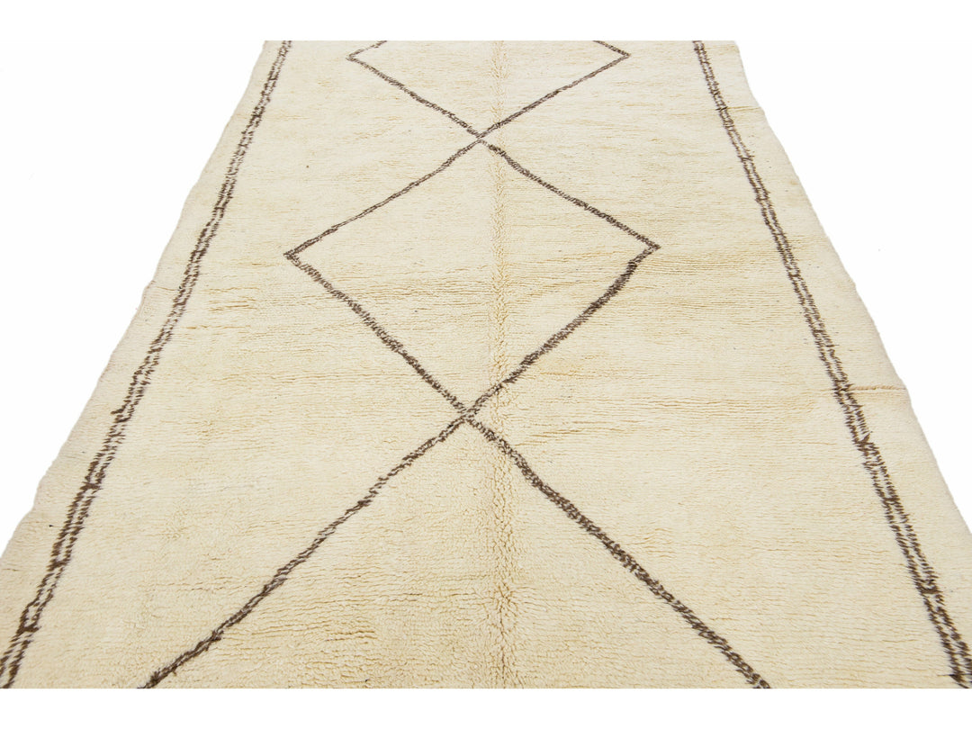 Modern ivory Moroccan Wool Runner 6 X 18