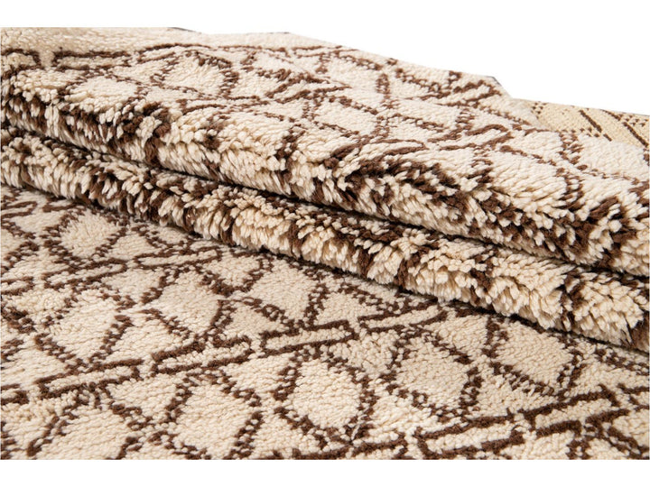 Modern Ivory Moroccan Tribal Wool Rug 6 X 8