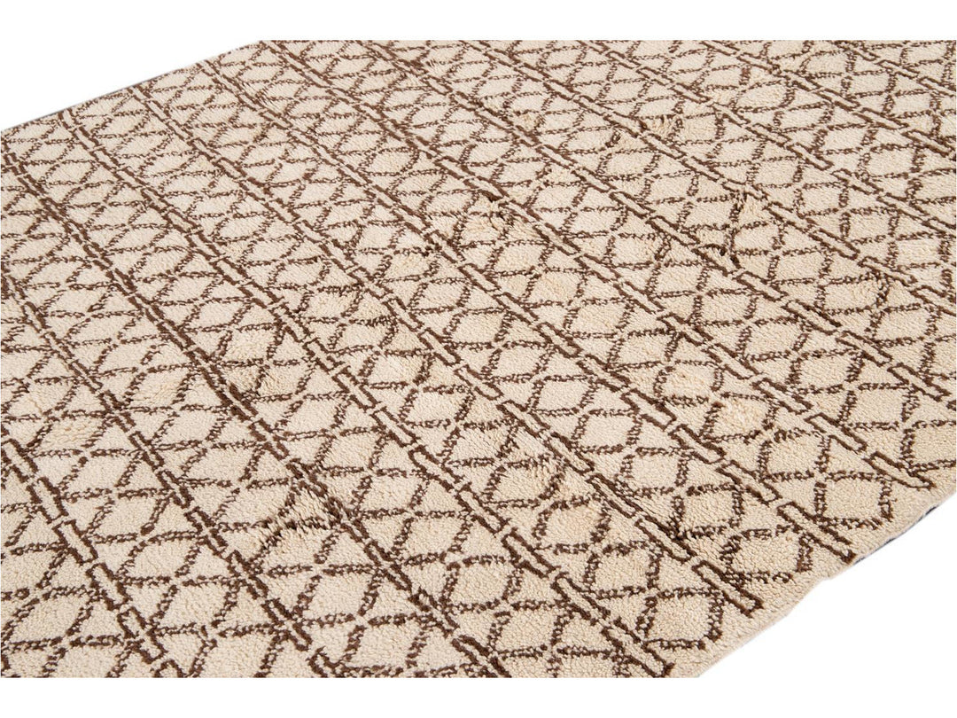 Modern Ivory Moroccan Tribal Wool Rug 6 X 8