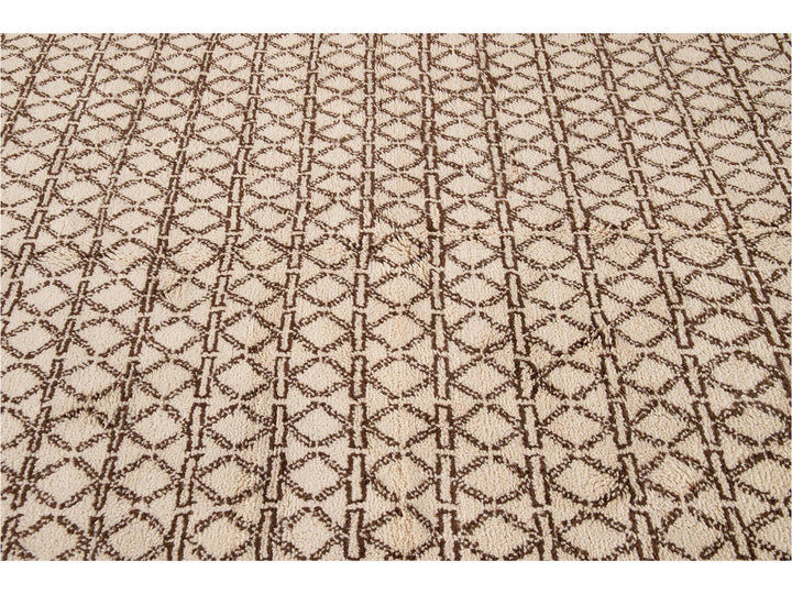 Modern Ivory Moroccan Tribal Wool Rug 6 X 8