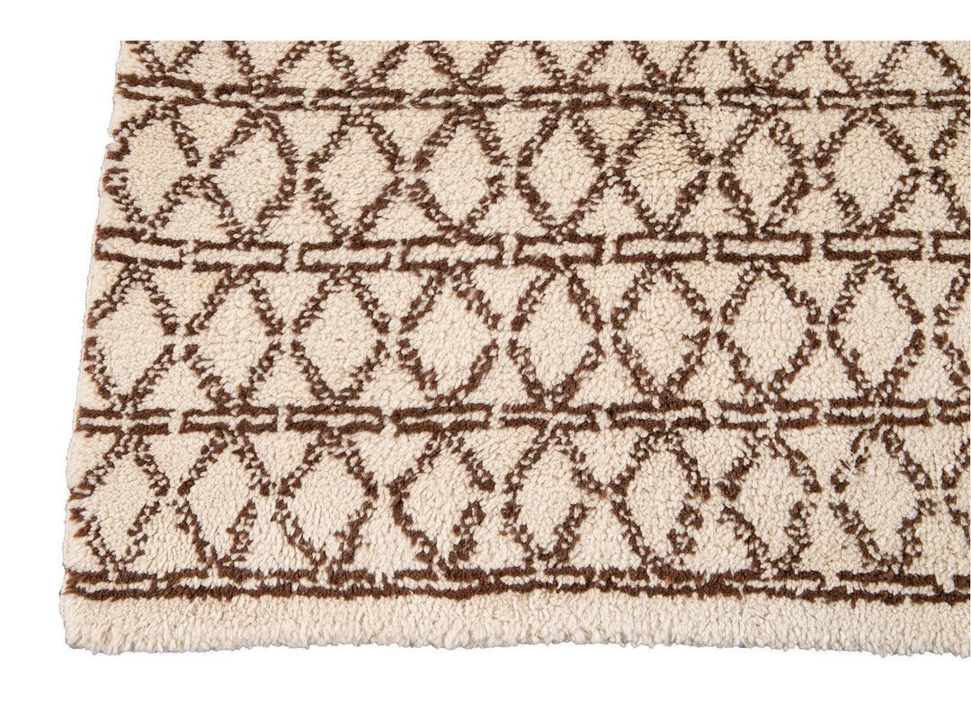 Modern Ivory Moroccan Tribal Wool Rug 6 X 8