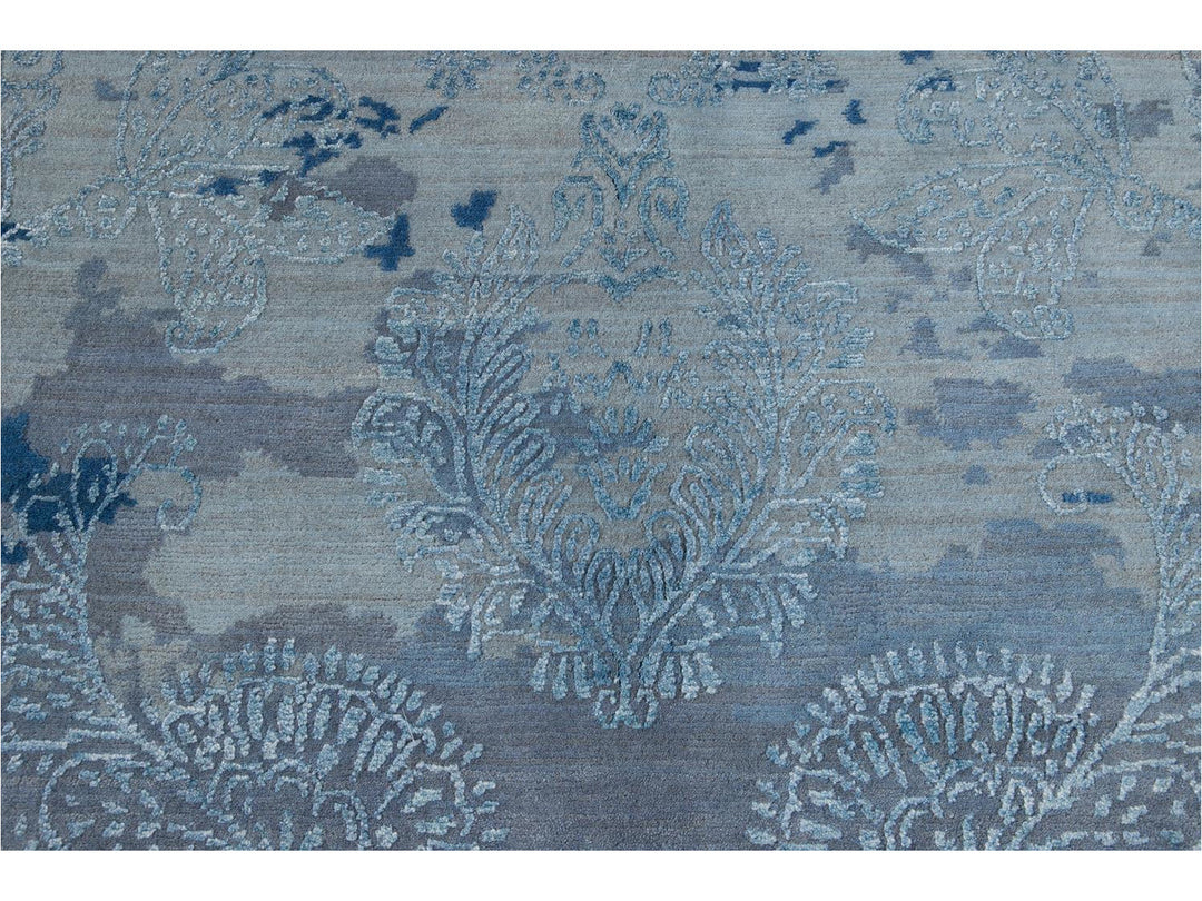 21st Century Modernn Wool and Silk Indian Rug 8 X 10
