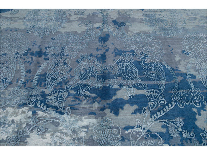 21st Century Modernn Wool and Silk Indian Rug 8 X 10