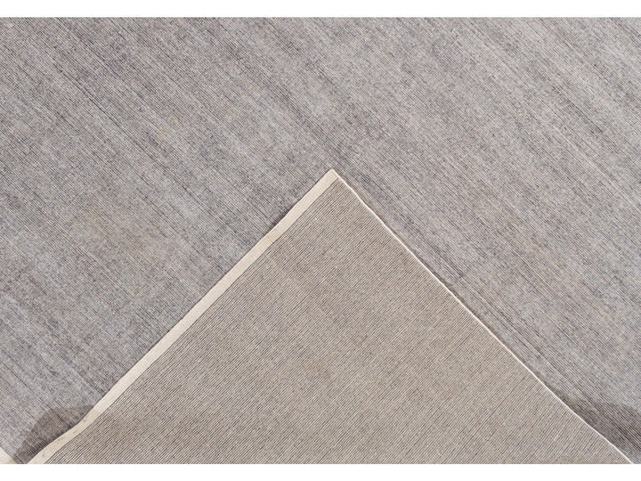 Modern Groove Collection Rug 12 x 12