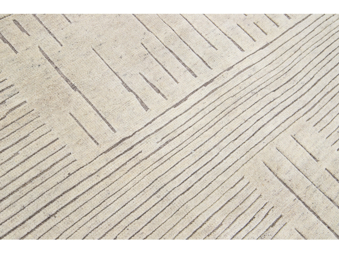 Modern Moroccan Wool Rug 5 X 8