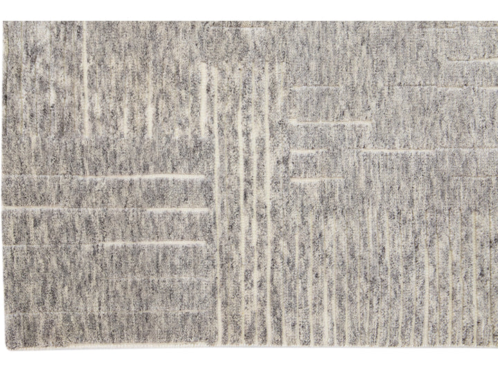 Modern Moroccan Wool Rug 5 X 8