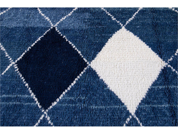 Modern Moroccan Wool Rug 10 X 10