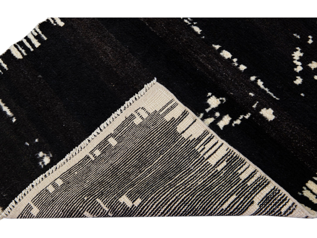 Modern Moroccan Wool Runner 3 X 10