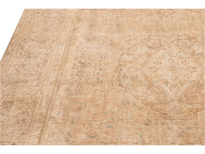 Vintage Shabby Chic Beige Handmade Medallion Wool Rug