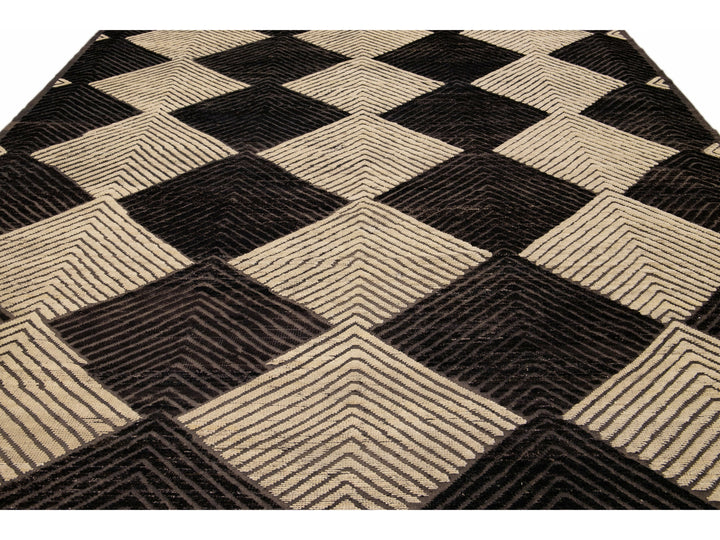 Modern Moroccan Style Handmade Diamond Abstract Motif Brown Wool Rug