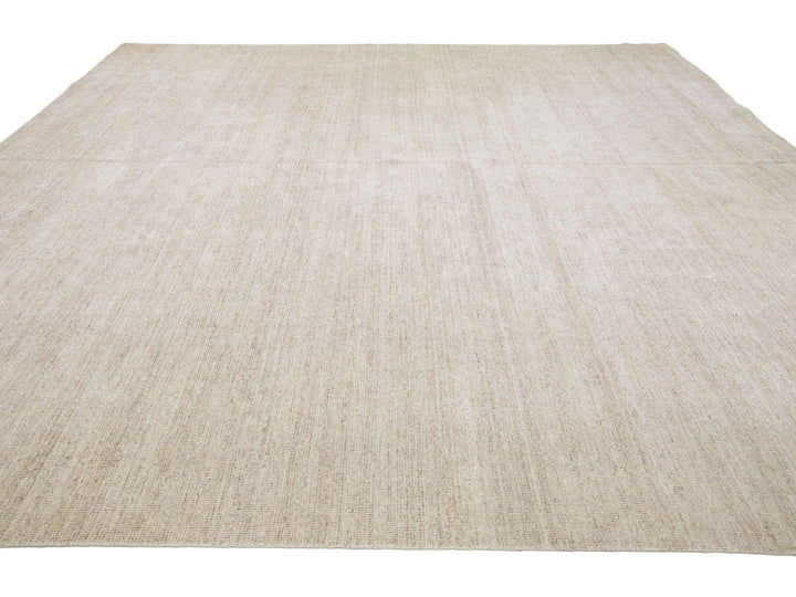 Modern Groove Collection Rug 15 x 15