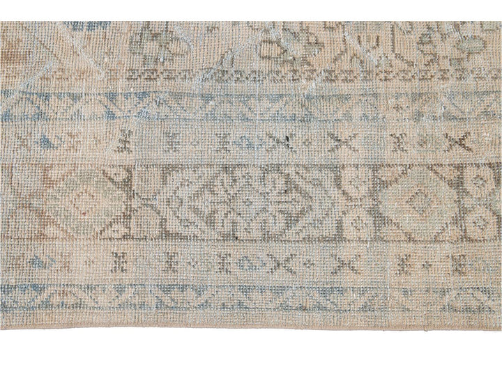 Vintage Mahal Wool Rug 8 X 12