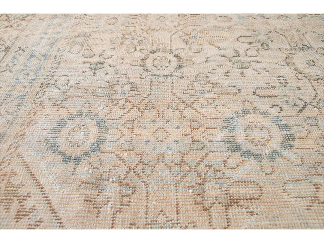 Vintage Mahal Wool Rug 8 X 12