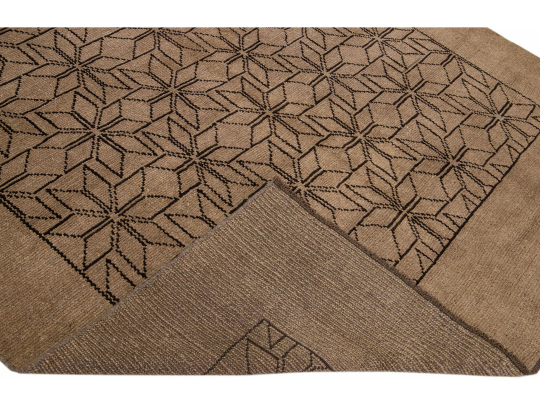 Modern Moroccan Wool Rug 7 X 10