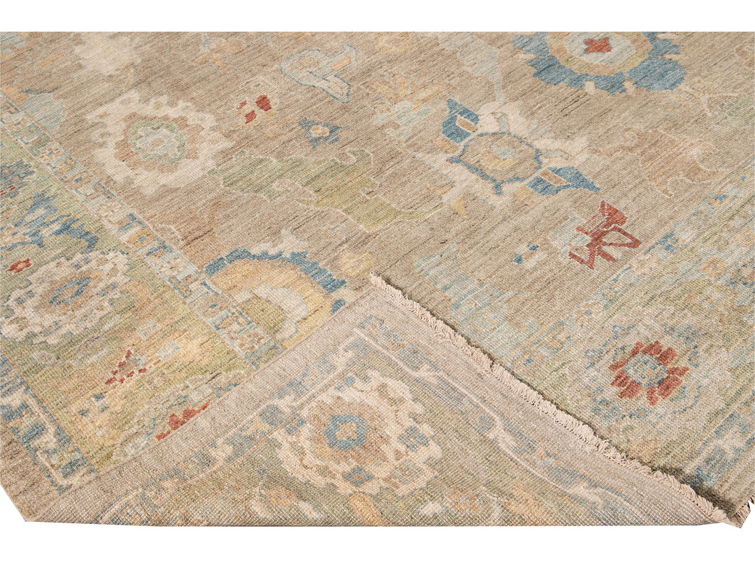 Modern Sultanabad Handmade Beige and Green Floral Wool Rug