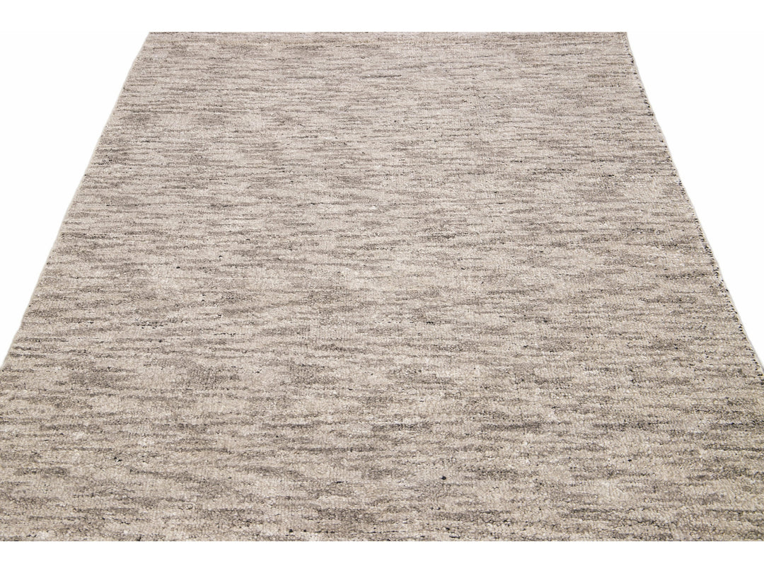 Modern Delino Handloom Gray Solid Wool Rug