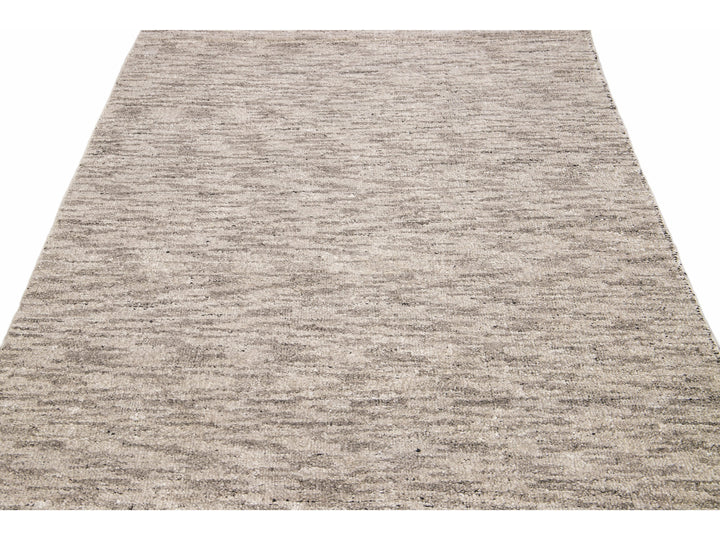 Modern Delino Handloom Gray Solid Wool Rug