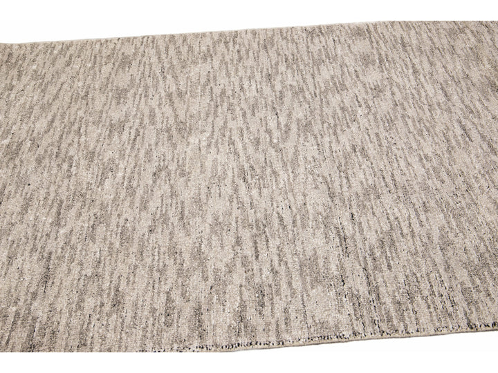 Modern Abstract Wool Rug 5 X 8