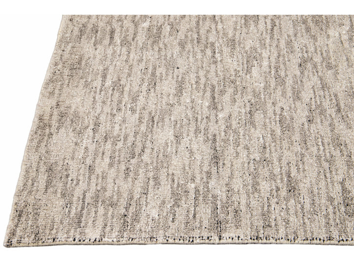 Modern Delino Handloom Gray Solid Wool Rug