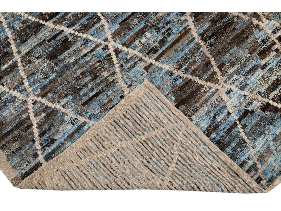 Modern Moroccan-Style Room Size Wool Rug 7 X 9