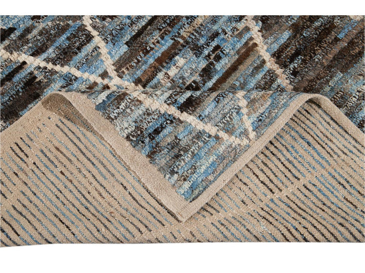 Modern Moroccan-Style Room Size Wool Rug 7 X 9