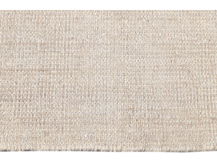 Modern Groove Collection Rug 7 x 18
